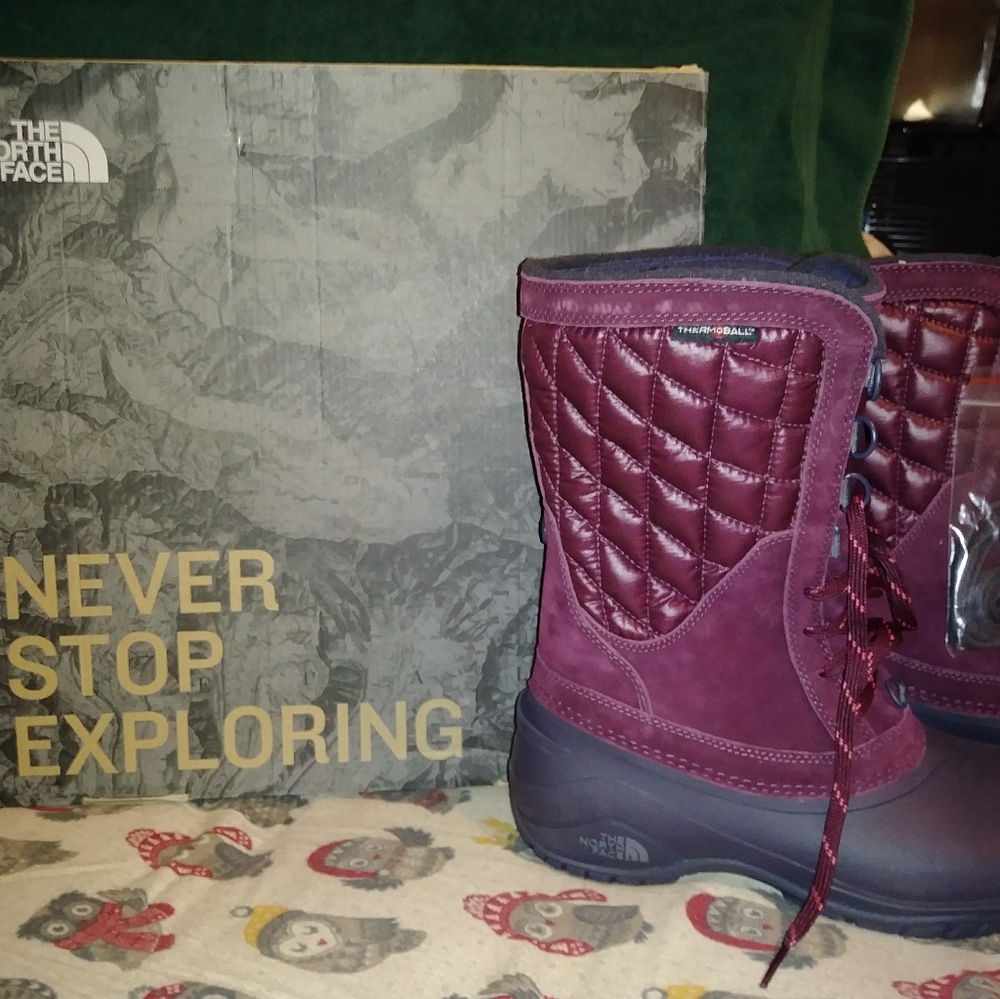 The North face snow boots